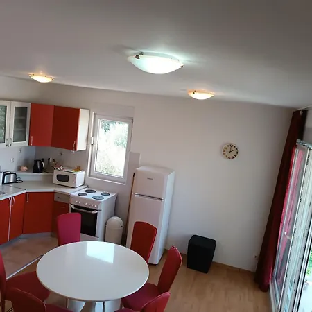 Nada Apartman Trogir