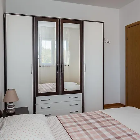 Nada Apartment *