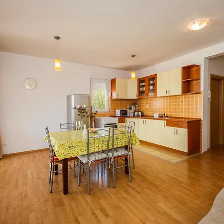 Nada Apartment Trogir