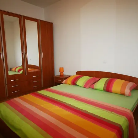 Nada Apartment *